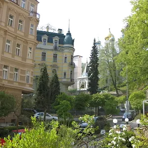 Sadova Карловы Вары